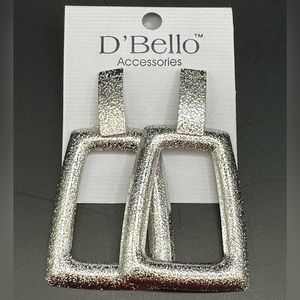 NEW!! D’Bello Dangle silver earrings